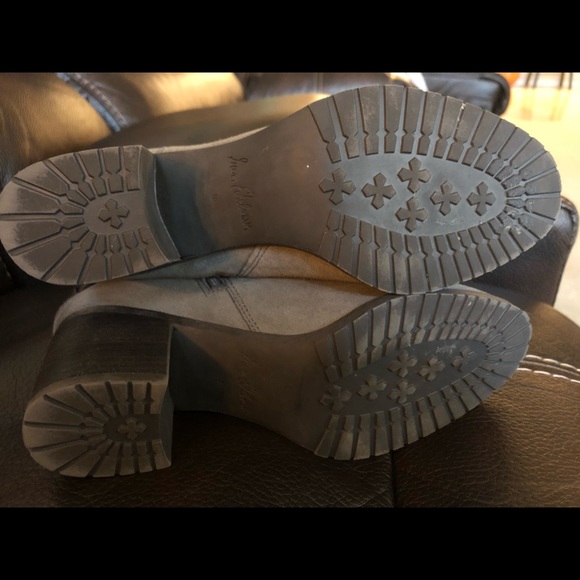 Ankle booties - Picture 4 of 5